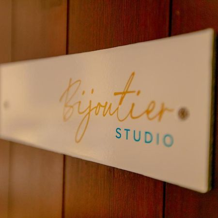 Eden Studios エクステリア 写真